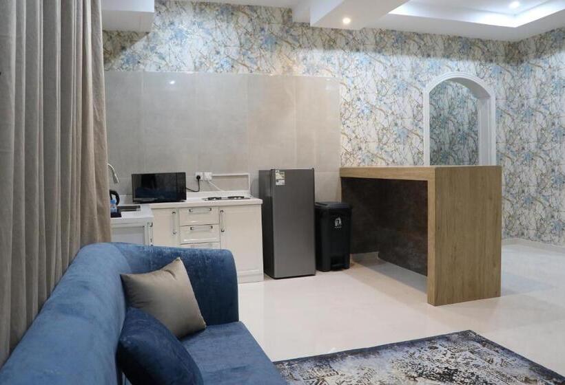 شقق بيت المدينة للشقق المخدومة