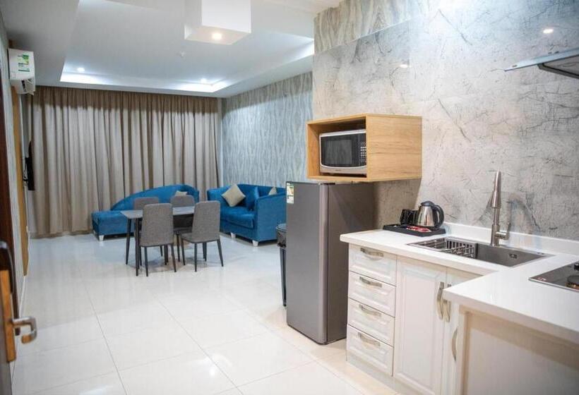 شقق بيت المدينة للشقق المخدومة