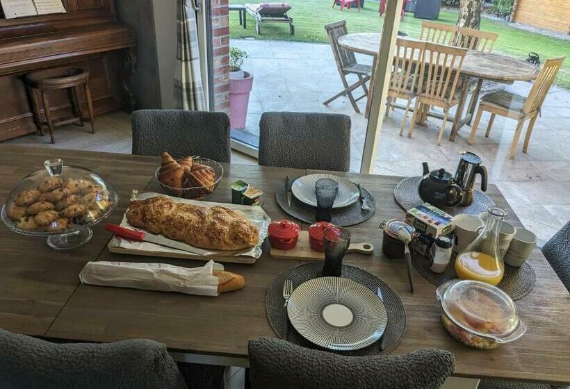 مبيت وإفطار Villa Elena