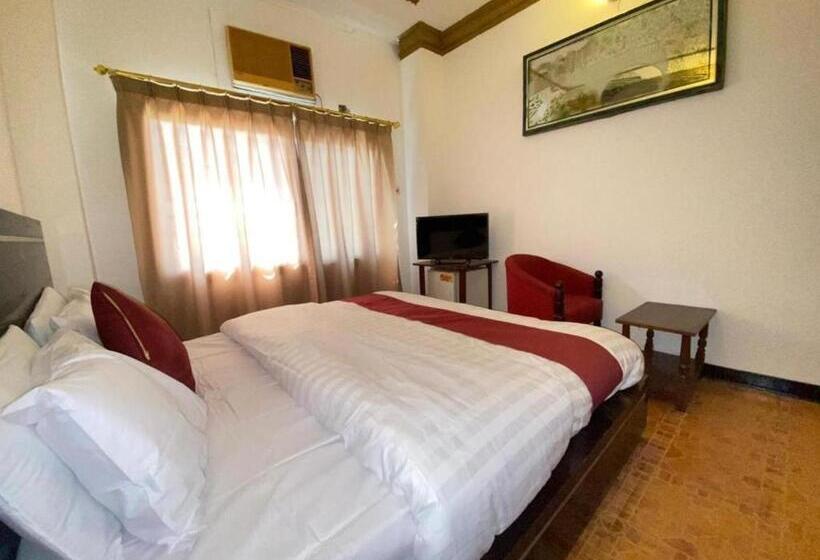 هتل Bab Al Bahrain