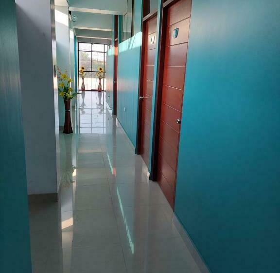 هتل کپسول Poseidon