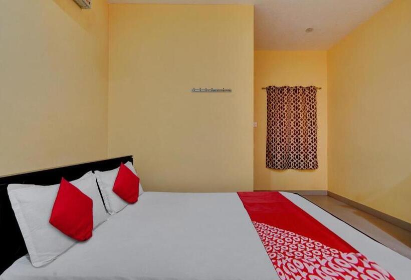 Отель Oyo Flagship Arun Residency