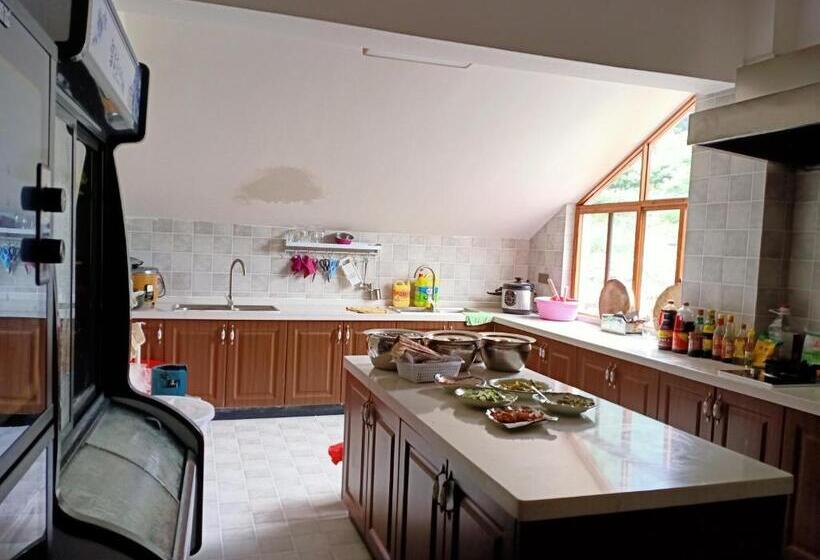 בית מלון כפרי Pure House