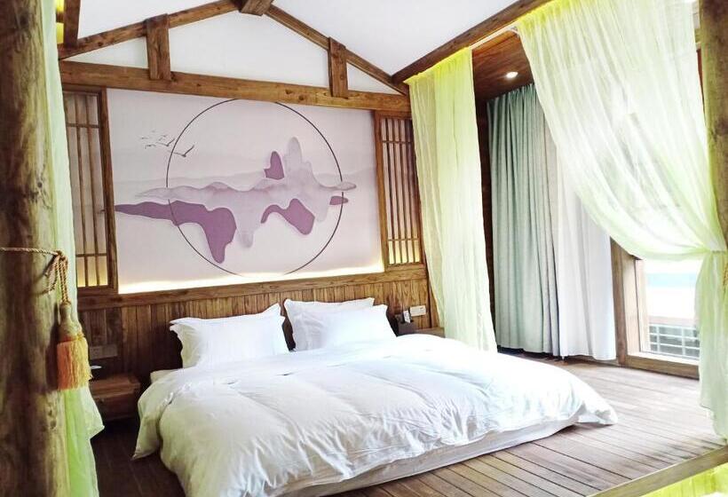 בית מלון כפרי Pure House