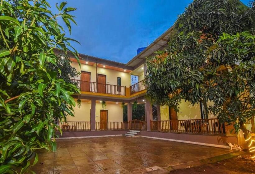 בית מלון כפרי Sk Holiday Homes