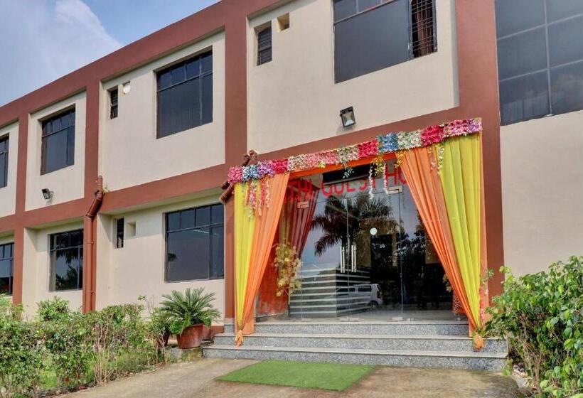 Отель Spot On Atithi Guest House