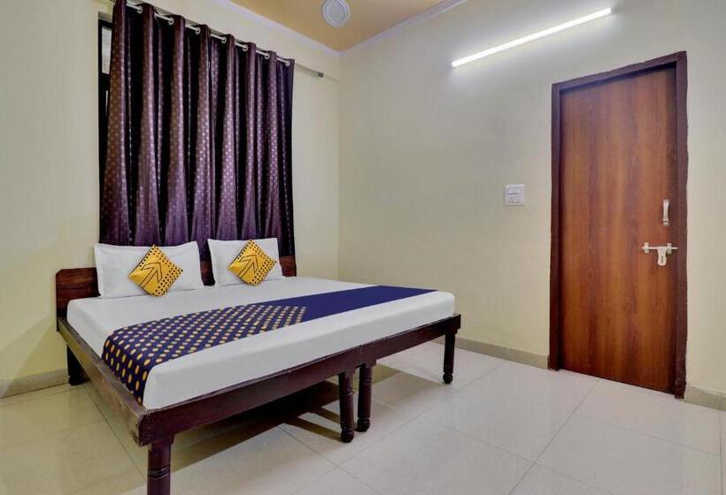 Отель Spot On Atithi Guest House