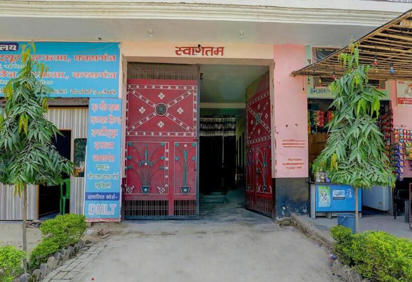 ホテル Spot On Relax Inn Residency