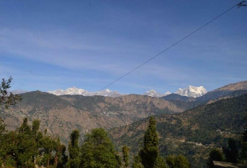 בית מלון כפרי The Himalayan View Resort Chopta Valley