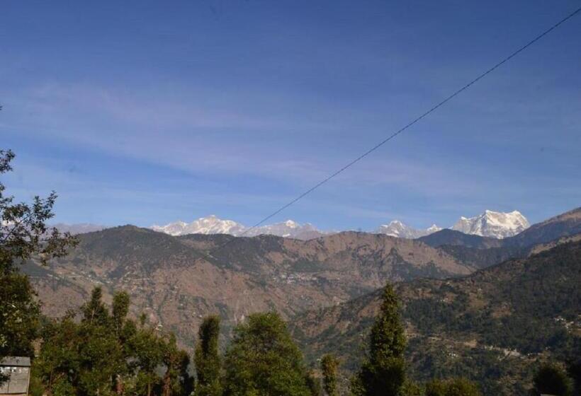 בית מלון כפרי The Himalayan View Resort Chopta Valley