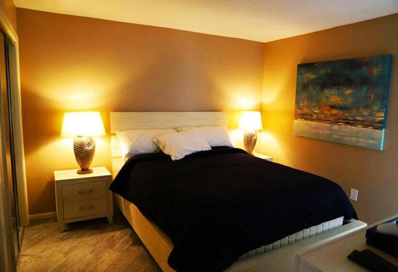 Luxurious, Upscale Condo With Spectacular Gulf View