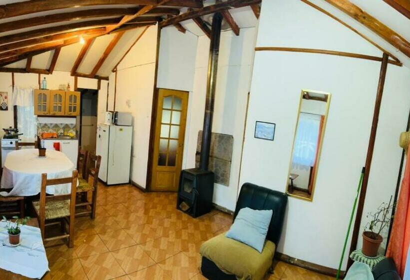 פנסיון Cabañas Los Robles