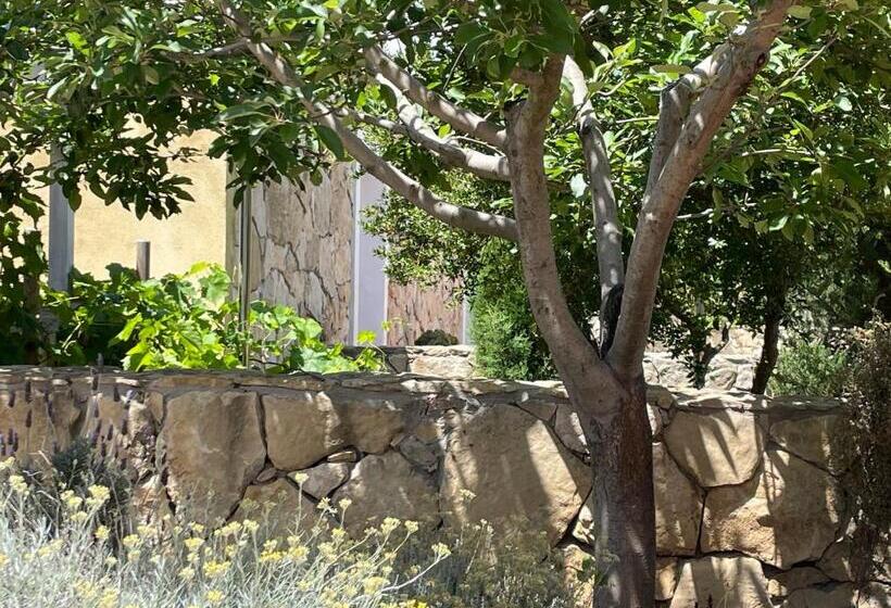 ペンション Vi Ja Villa Janas Cagliari Resort