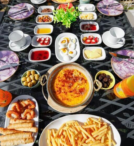 אתר נופש Terapi̇ Tati̇l Köyü