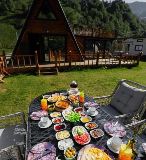 אתר נופש Terapi̇ Tati̇l Köyü