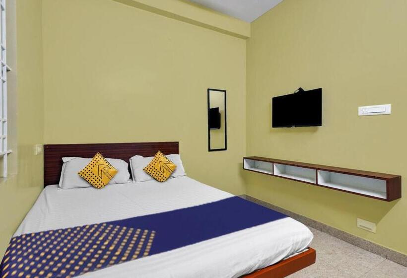 Spot On Hotel Anand Lodge