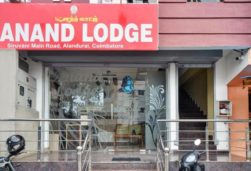 Spot On Hotel Anand Lodge