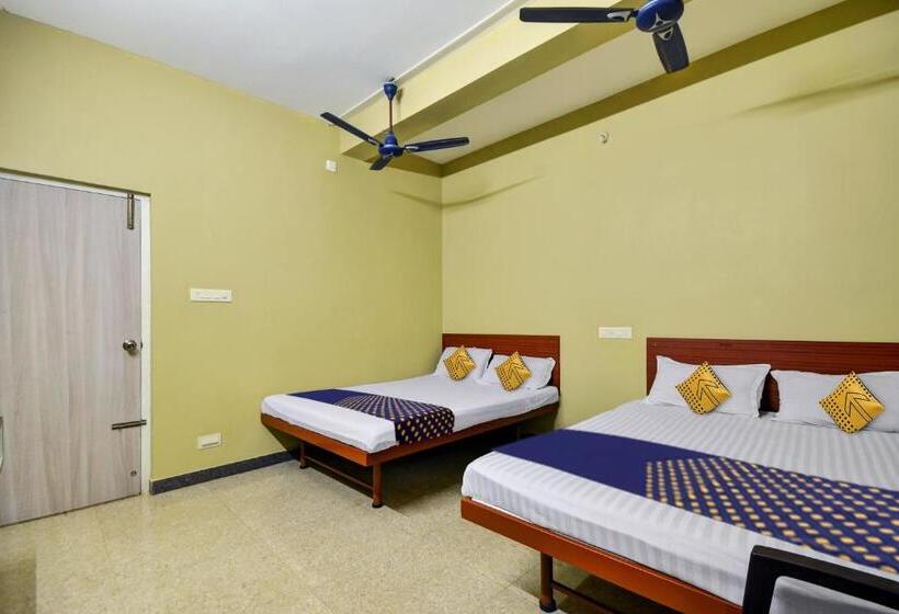 Spot On Hotel Anand Lodge