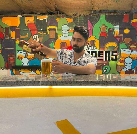 Whoopers Party Hostel, Palolem