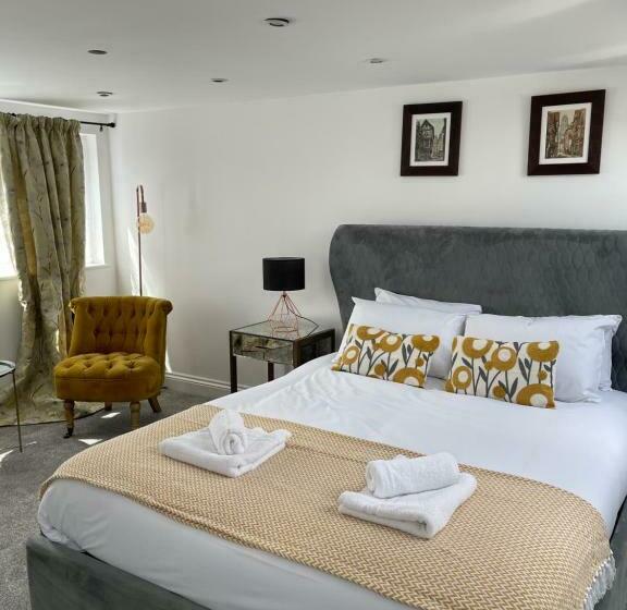 Общежитие Cowley Road Stay