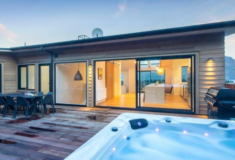 هاستل Tonic Lodge  Hot Tub  Bbq  Free Parking  Ac