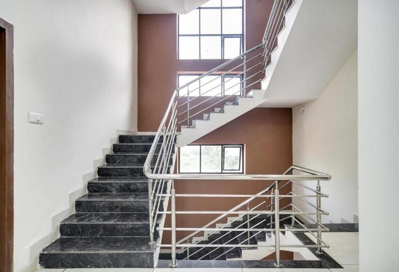 Santushti Hotel & Restaurant, Indore