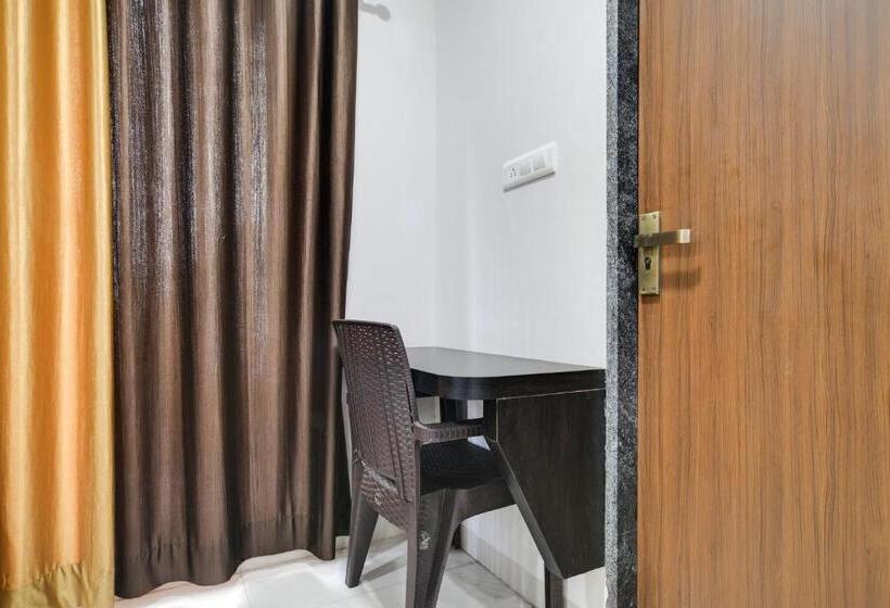 Santushti Hotel & Restaurant, Indore