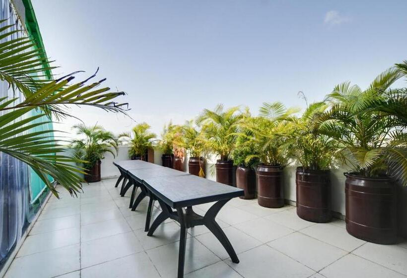 Santushti Hotel & Restaurant, Indore