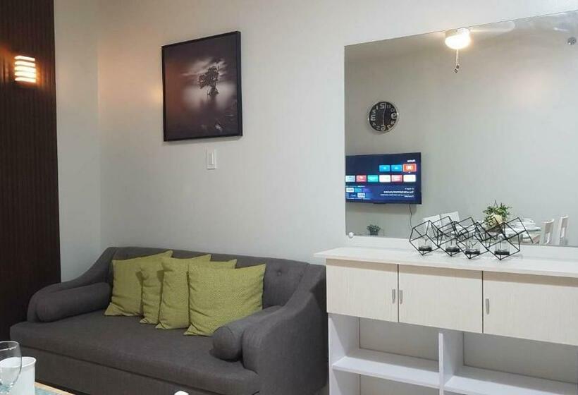 2bedroom Condo In Palawan   To Emerald