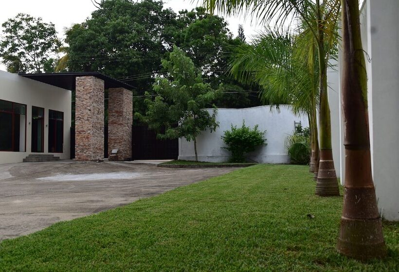 فندق Campestre Santa Clara