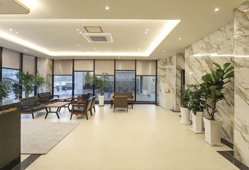 בית מלון כפרי Grand Bay Boryeong