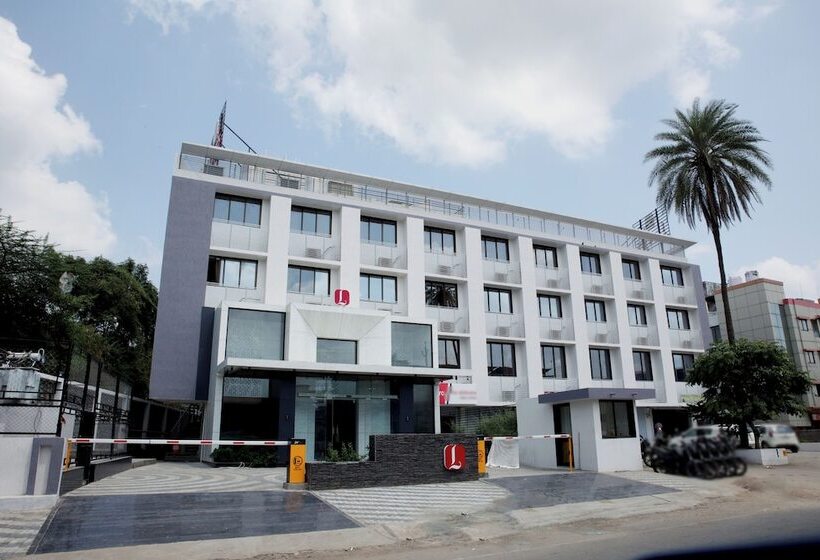 فندق Lords Eco Inn, Ambaji