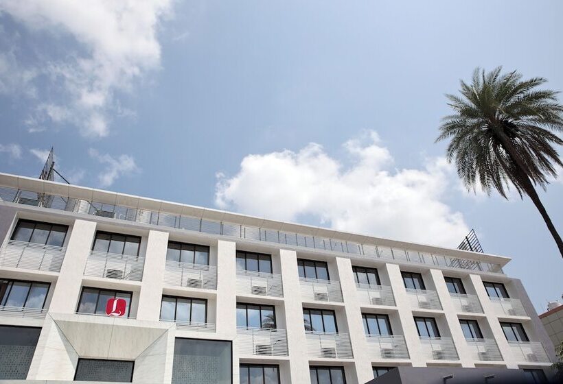 فندق Lords Eco Inn, Ambaji