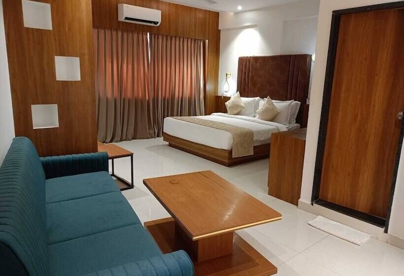 فندق Lords Eco Inn, Ambaji