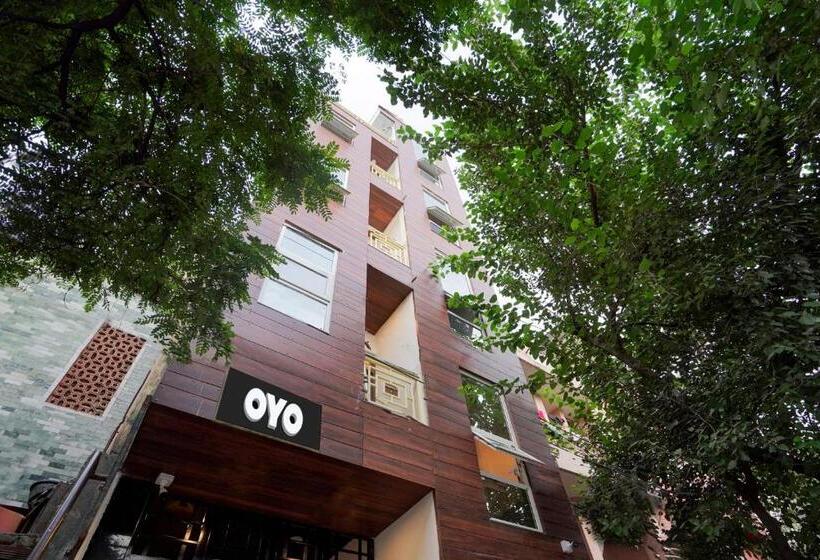 Hotel Oyo Flagship Charm Wood Exotica