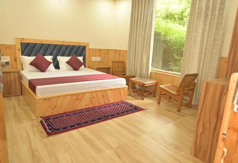 فندق Royal Galaxy Tirthan