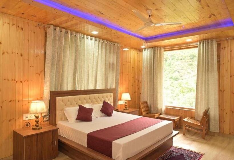 فندق Royal Galaxy Tirthan