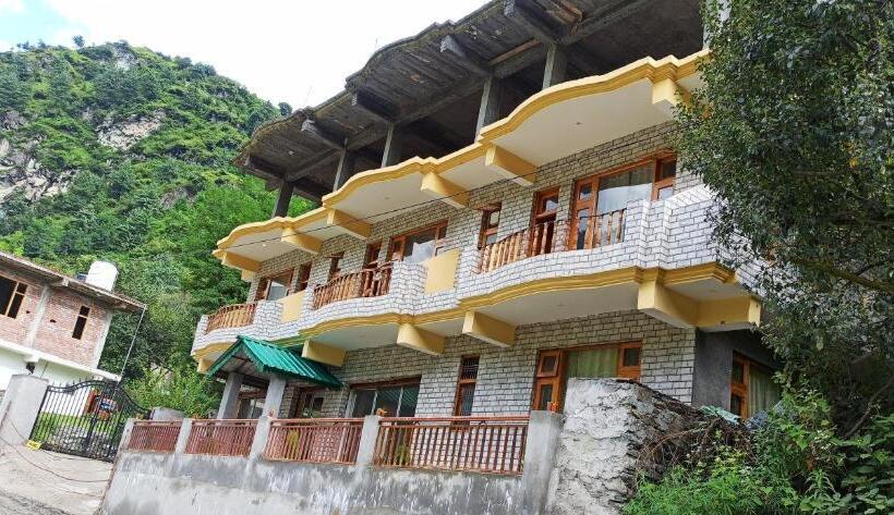 فندق Royal Galaxy Tirthan