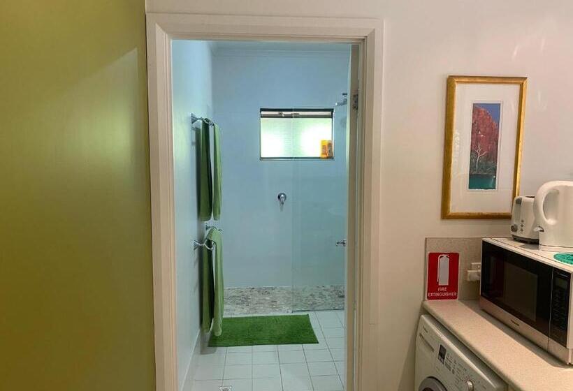 Отель Wandana Studio Your Kalgan Escape