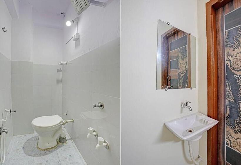 Oyo Flagship Hotel Day2day