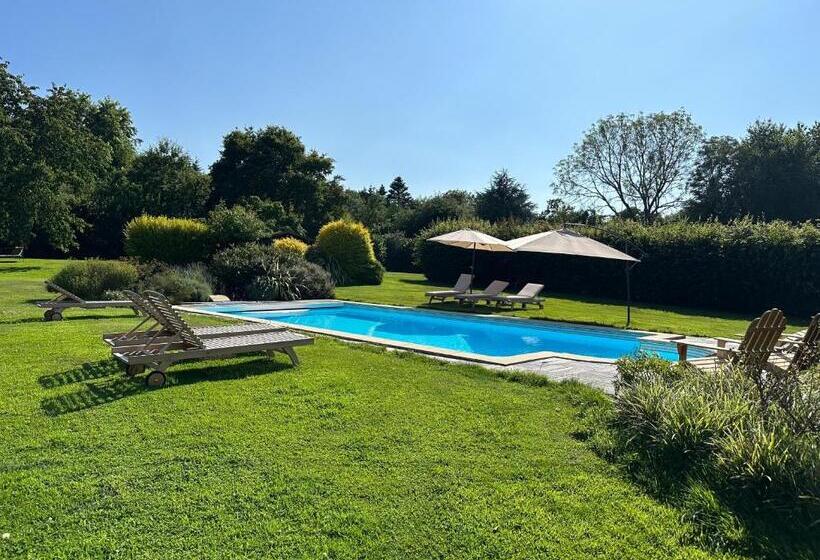 ペンション Ailleurs Sous Les Etoiles