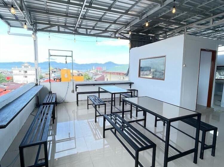 Пансион Maluku Residence Syariah