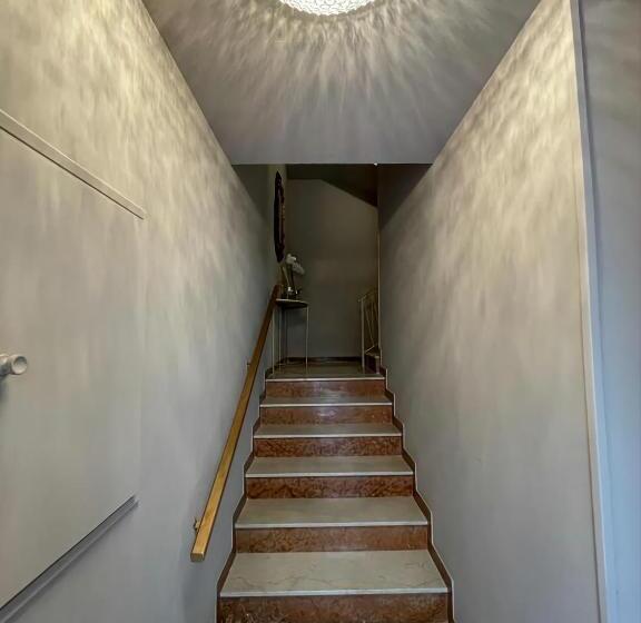 Пансион Prestige Suite Via Romagnoli