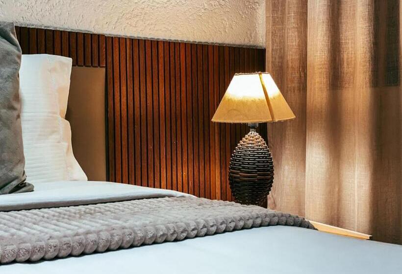 הוסטל La Bella Monte Verde