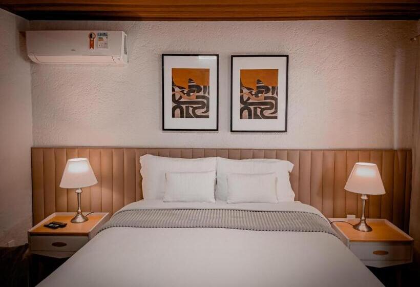 הוסטל La Bella Monte Verde