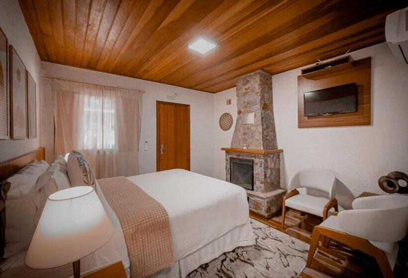 הוסטל La Bella Monte Verde