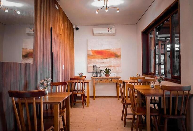 הוסטל La Bella Monte Verde