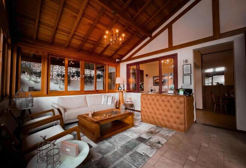 הוסטל La Bella Monte Verde