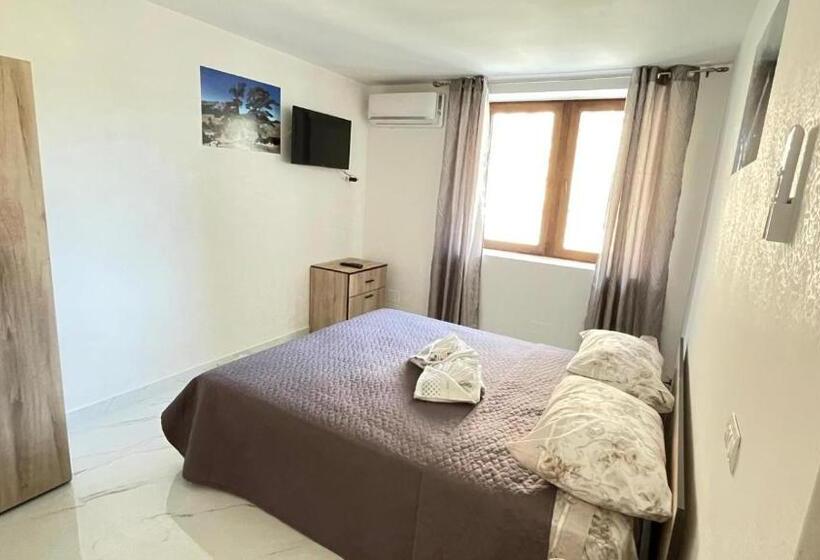 צימר L Oasi Del Raganello