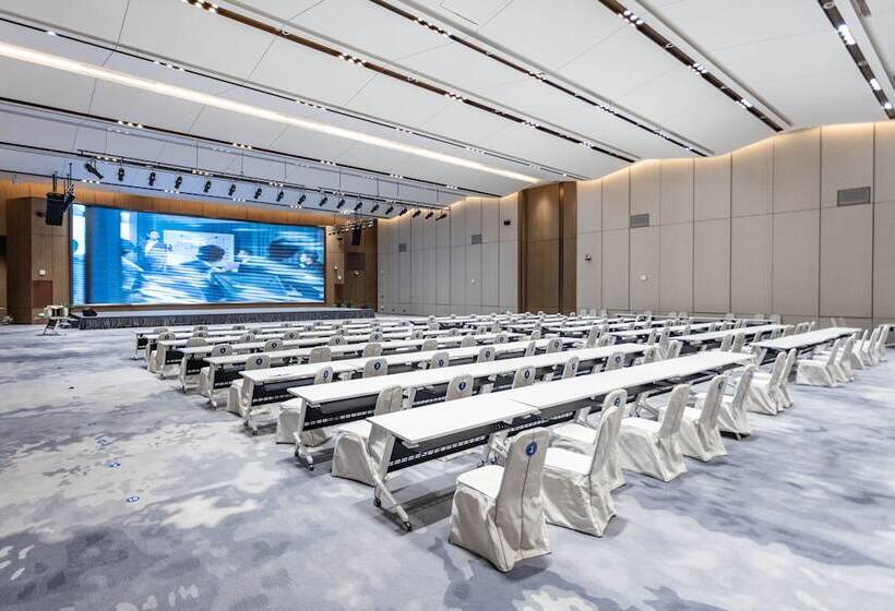 Even Hotels Shenzhen Guangming Cloud Park, An Ihg